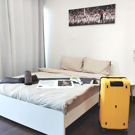 Almas Suites Poolview Netflix 100Mbps Bystay Nusajaya  Luaran gambar